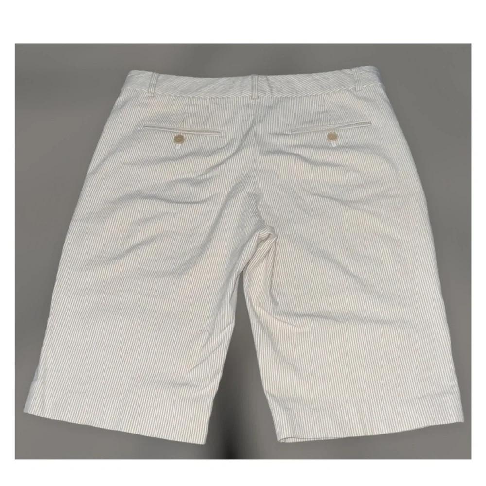 Theory Tan & White Pinstripe Cotton Bermuda Shorts Pockets Size 6